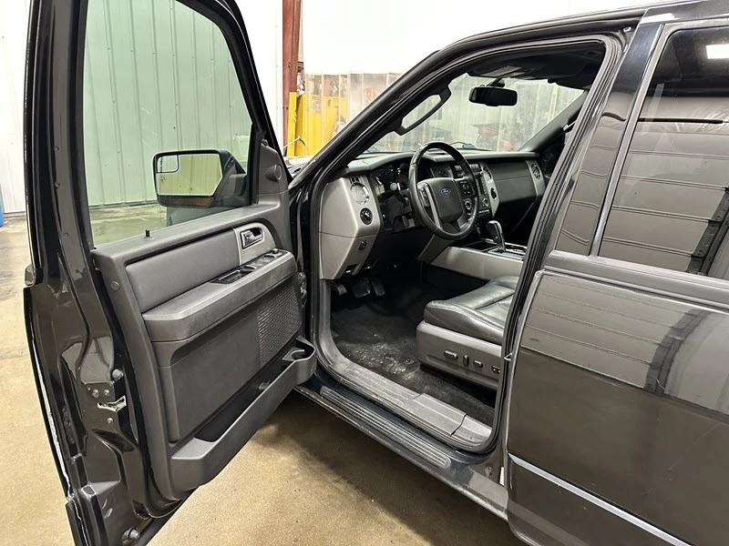 2012 Ford Expedition 3rd Gen - Image 8 of 21
