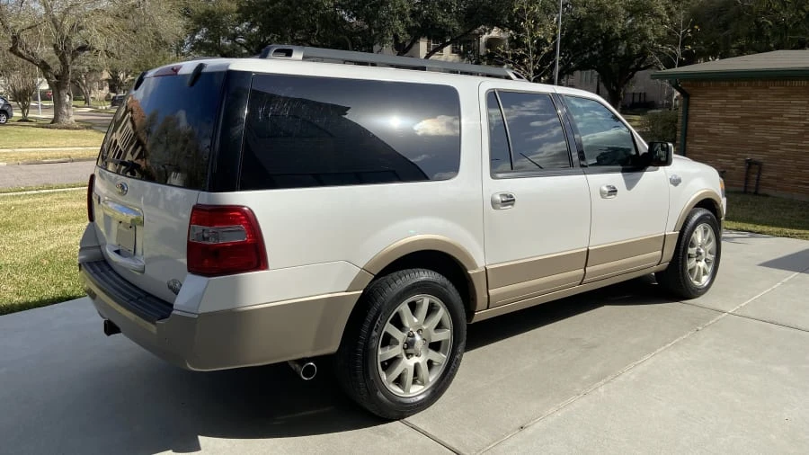 2012 Ford Expedition 3rd Gen - Image 2 of 22