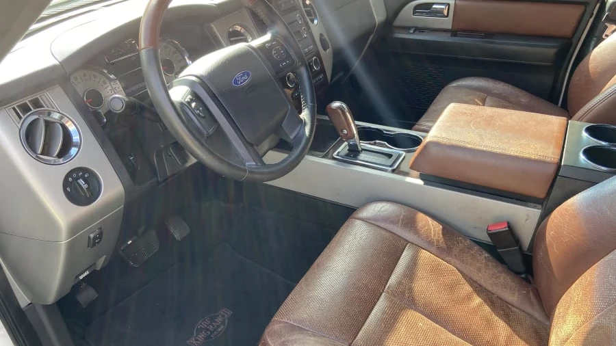 2012 Ford Expedition 3rd Gen - Image 4 of 22