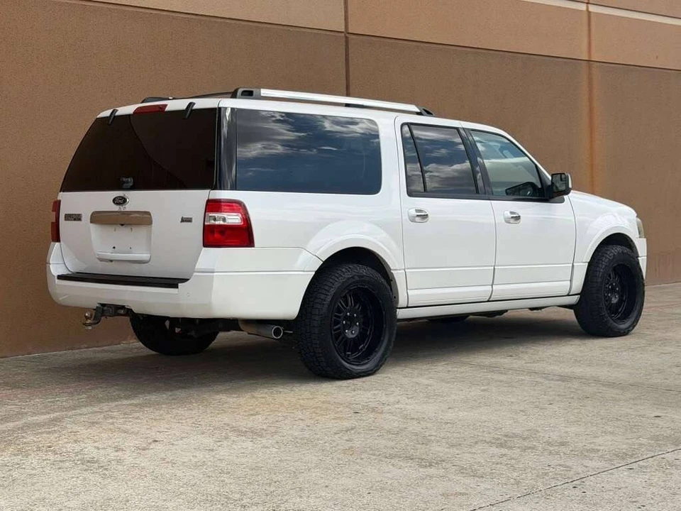 2012 Ford Expedition 3rd Gen - Image 10 of 12
