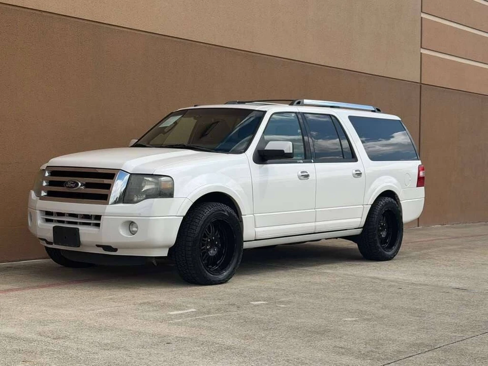 2012 Ford Expedition 3rd Gen - Image 2 of 12