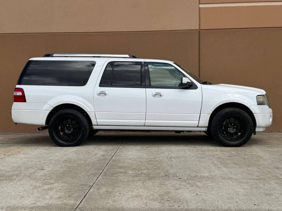 2012 Ford Expedition 3rd Gen - Image 8 of 12