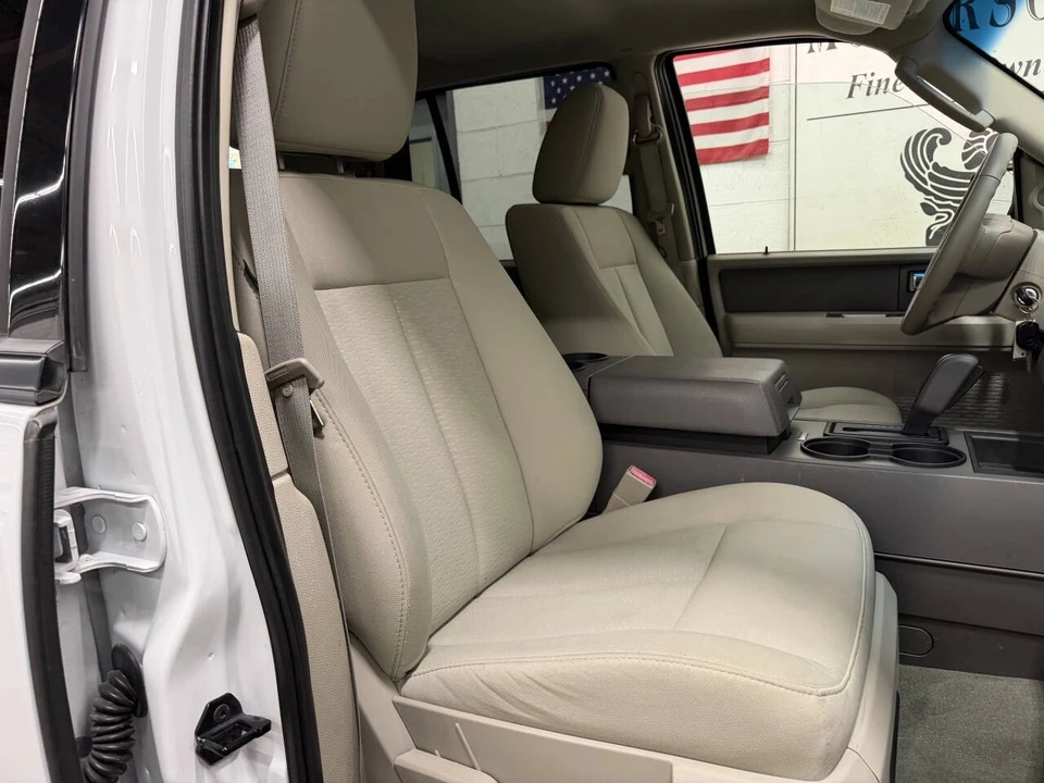 2012 Ford Expedition 3rd Gen - Image 5 of 21
