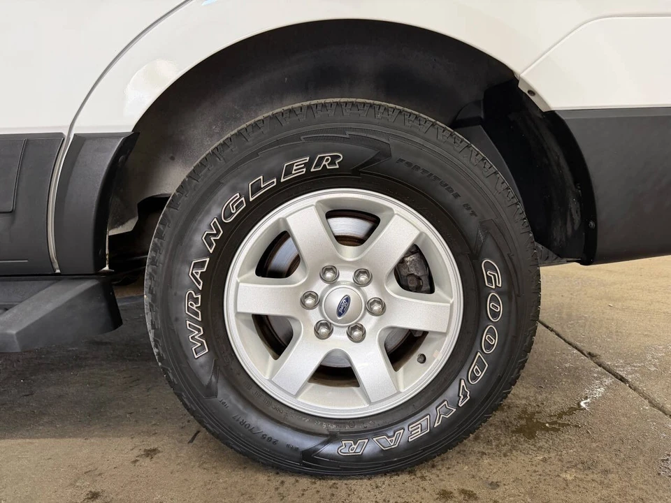 2012 Ford Expedition 3rd Gen - Image 16 of 21