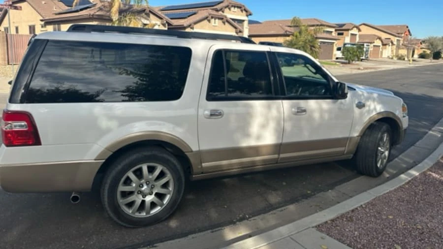 2012 Ford Expedition 3rd Gen - Image 2 of 16