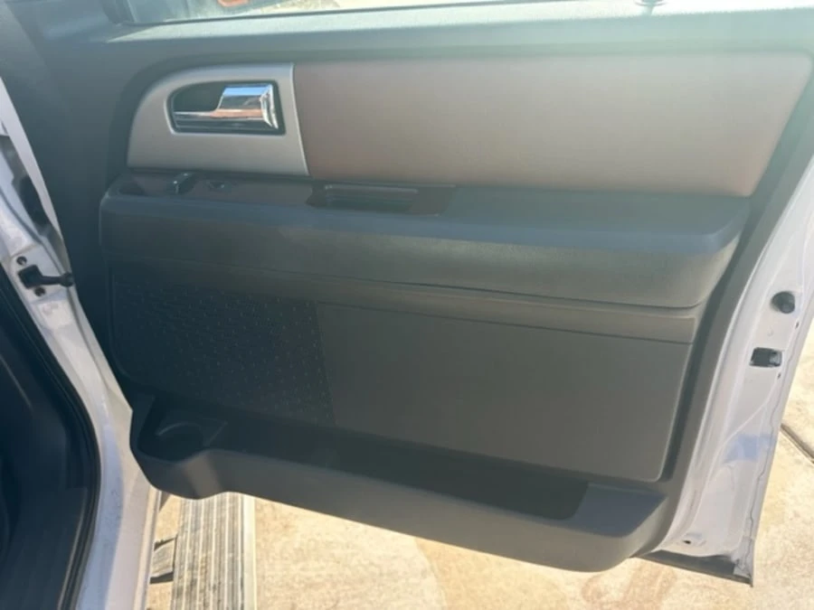 2012 Ford Expedition 3rd Gen - Image 14 of 16