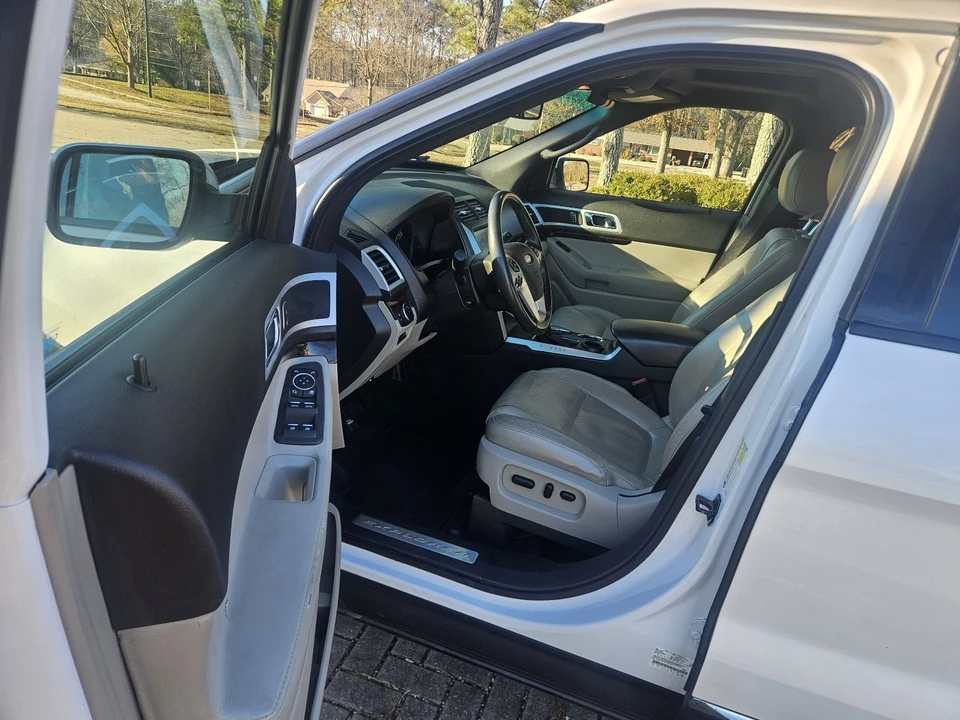 2012 Ford Explorer 5th Gen - Image 6 of 9
