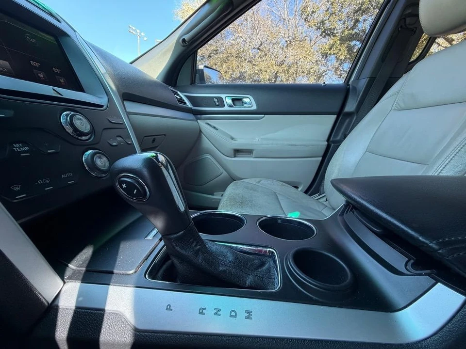 2012 Ford Explorer 5th Gen - Image 17 of 21