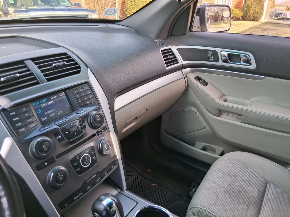 2012 Ford Explorer 5th Gen - Image 3 of 19