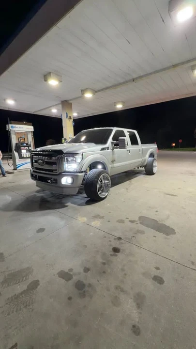 2012 Ford Super Duty 3rd Gen - Image 6 of 8
