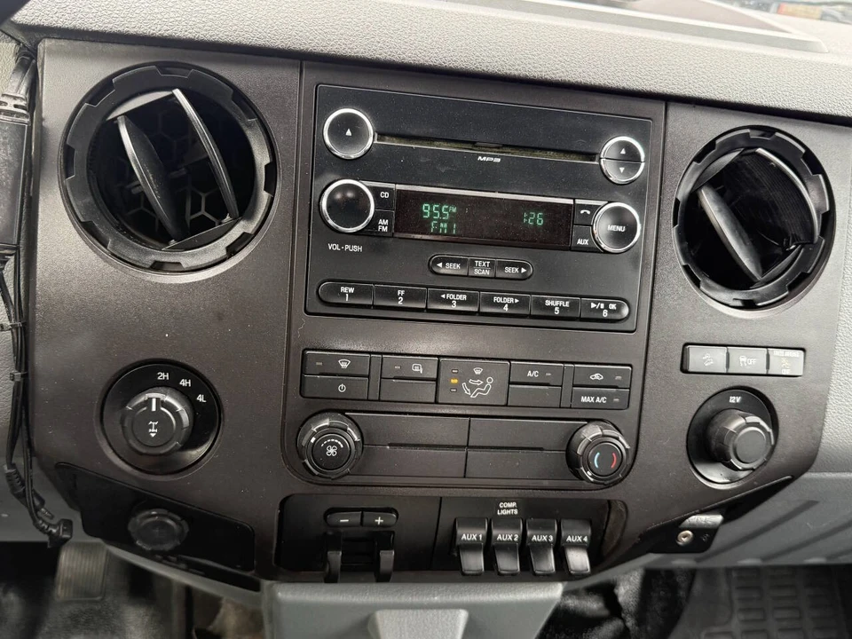 2012 Ford Super Duty 3rd Gen - Image 29 of 30
