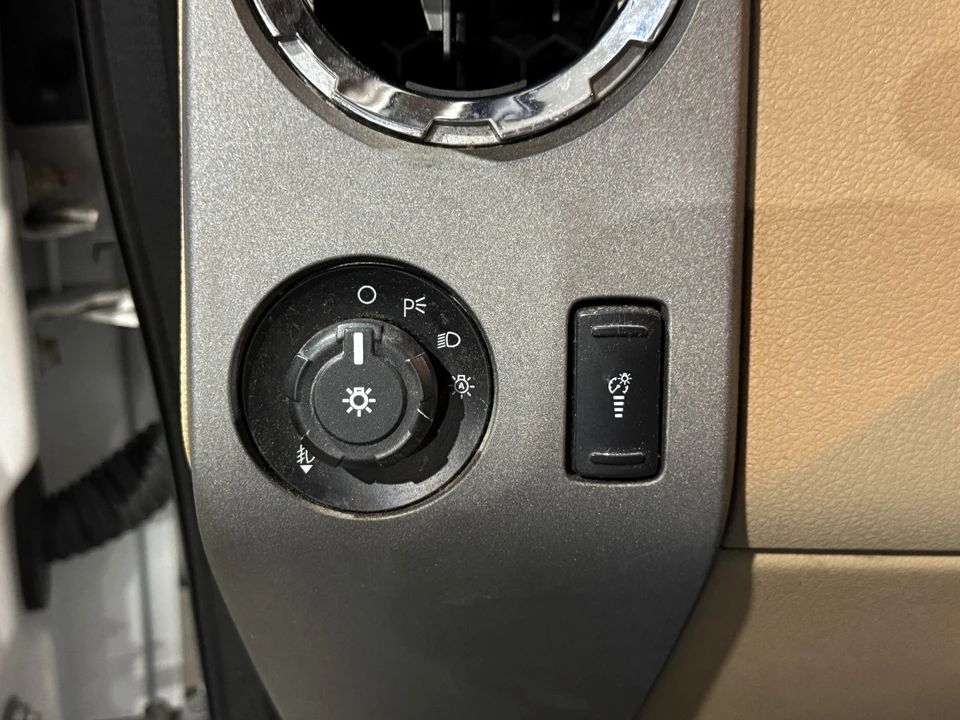 2012 Ford Super Duty 4th Gen - Image 10 of 12