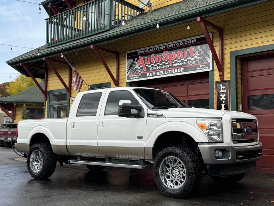 2012 Ford Super Duty 3rd Gen - Image 2 of 12
