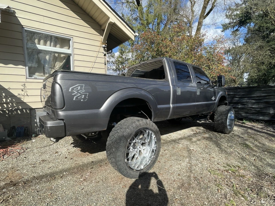 2012 Ford Super Duty 3rd Gen - Image 2 of 12