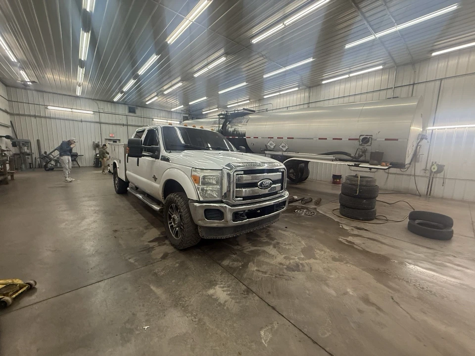 2012 Ford Super Duty 3rd Gen - Image 3 of 5