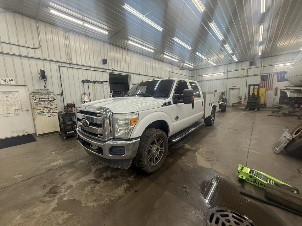 2012 Ford Super Duty 3rd Gen - Image 2 of 5