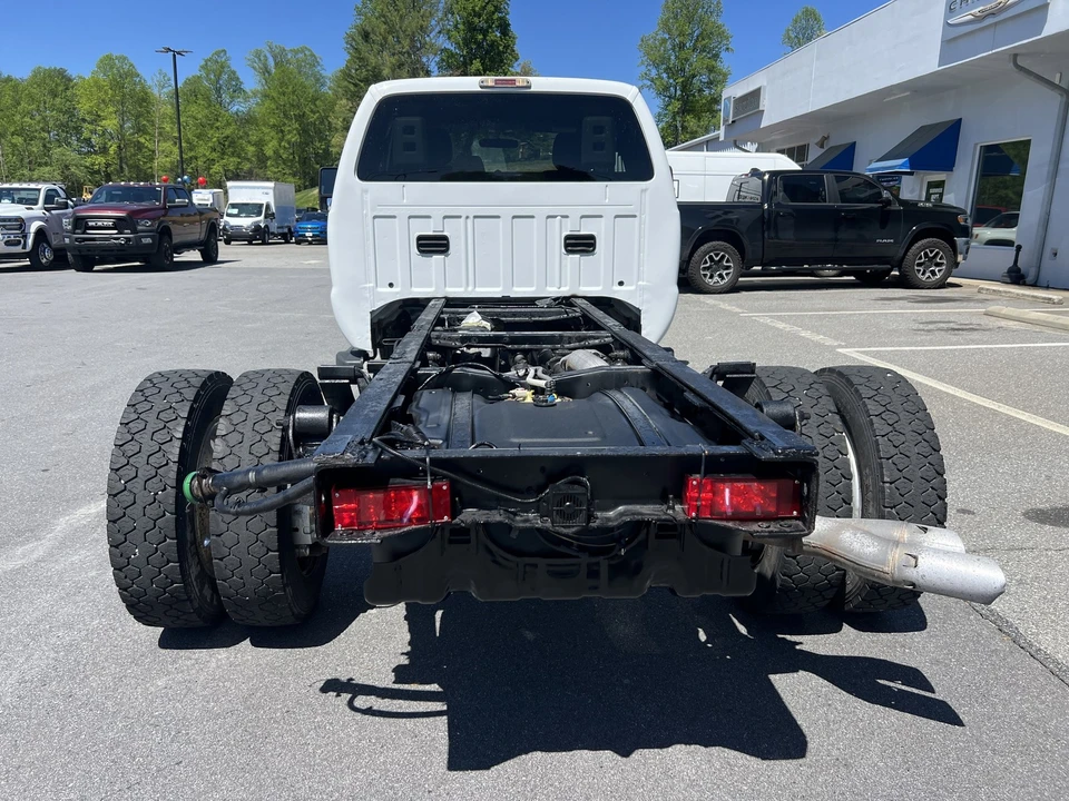 2012 Ford Super Duty 3rd Gen - Image 2 of 26