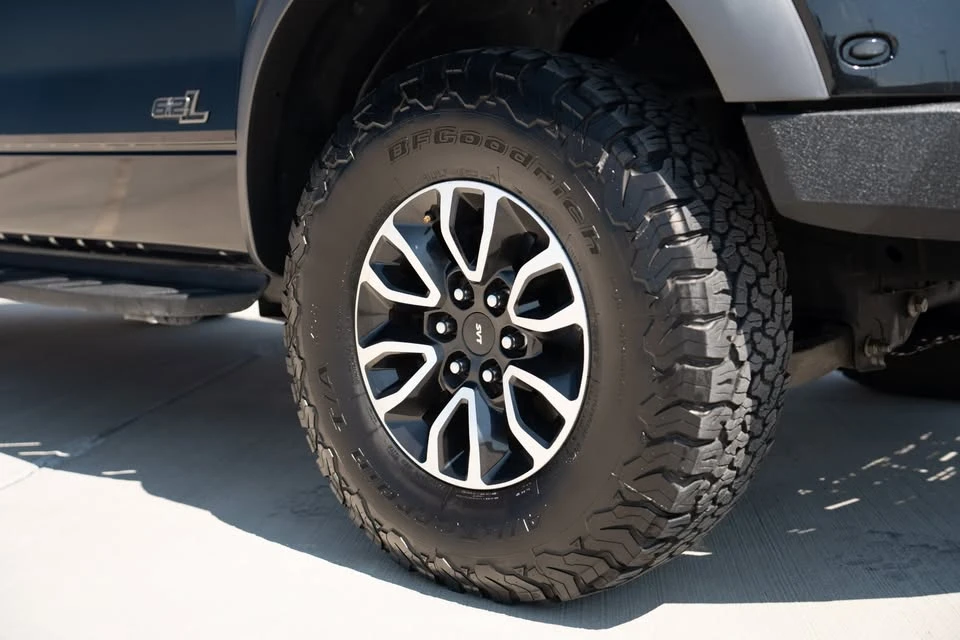 2012 Ford F-150 Raptor 12th Gen - Image 9 of 20