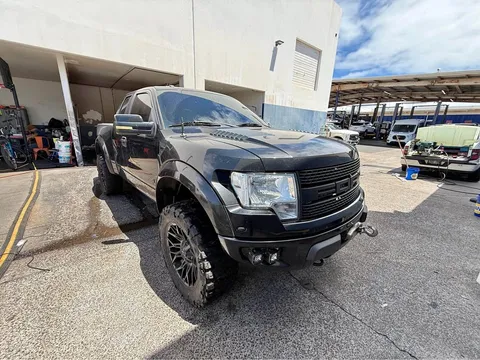 2012 Ford F150 Super Cab SVT Raptor Pickup 4D 5 1/2 ft