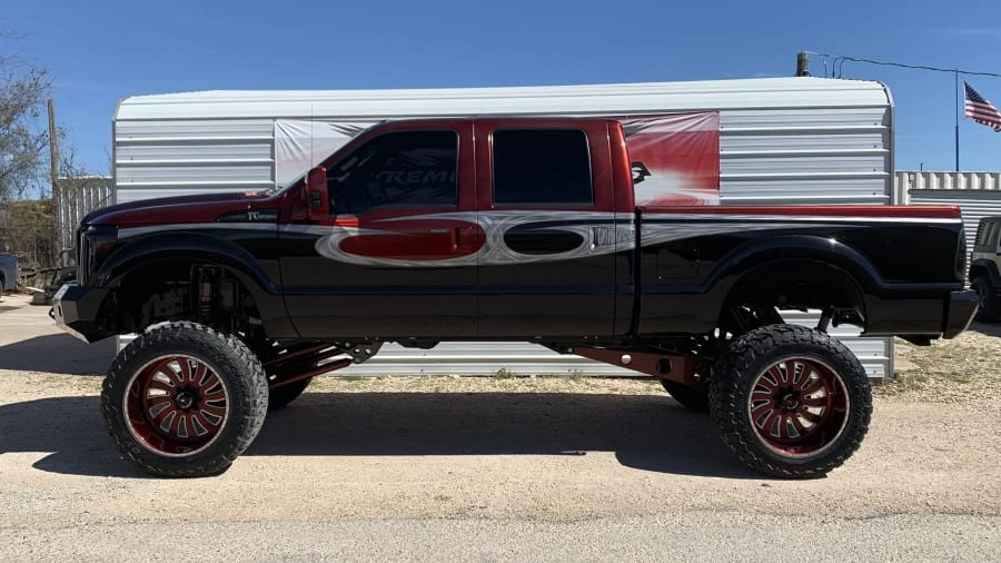 2012 Ford Super Duty 3rd Gen - Image 2 of 12