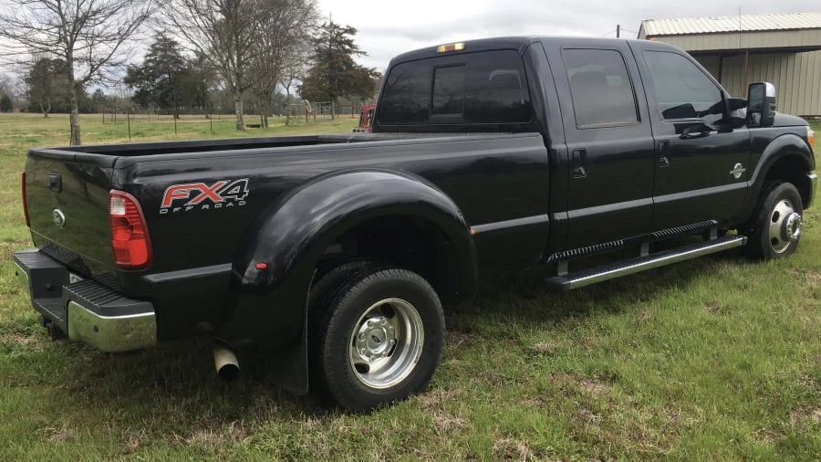 2012 Ford Super Duty 3rd Gen - Image 2 of 12