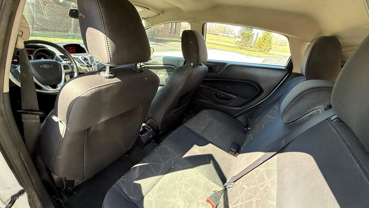 2012 Ford Fiesta - Image 20 of 21