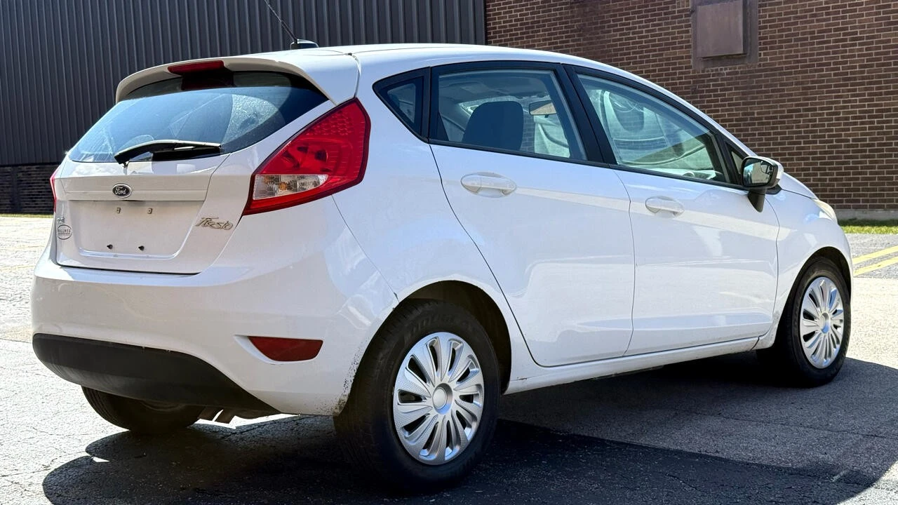 2012 Ford Fiesta - Image 7 of 21
