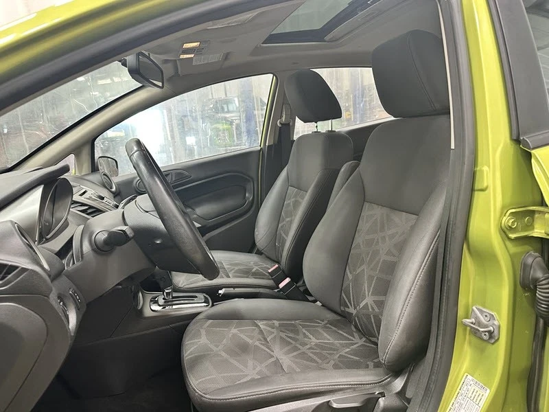 2012 Ford Fiesta - Image 10 of 12