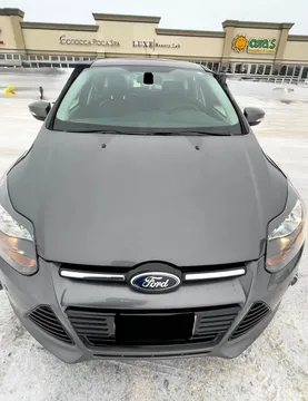 2012 Ford Focus Titanium Hatchback