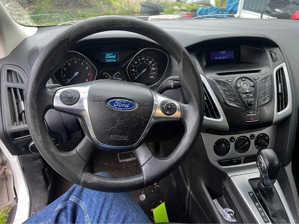 2012 Ford Focus - Image 7 of 8