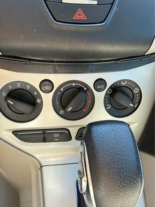 2012 Ford Focus 3rd Gen - Image 15 of 17