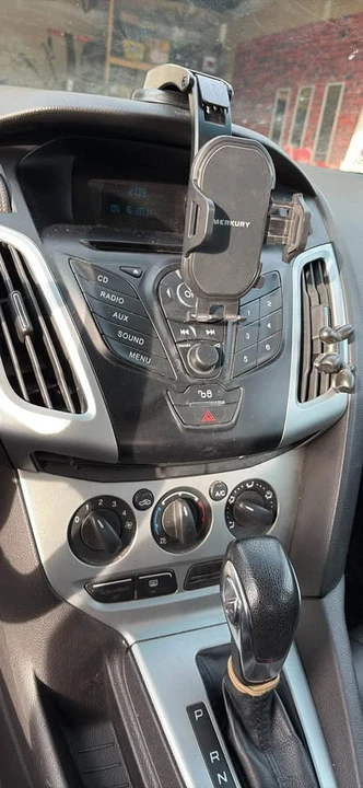 2012 Ford Focus 3rd Gen - Image 2 of 4
