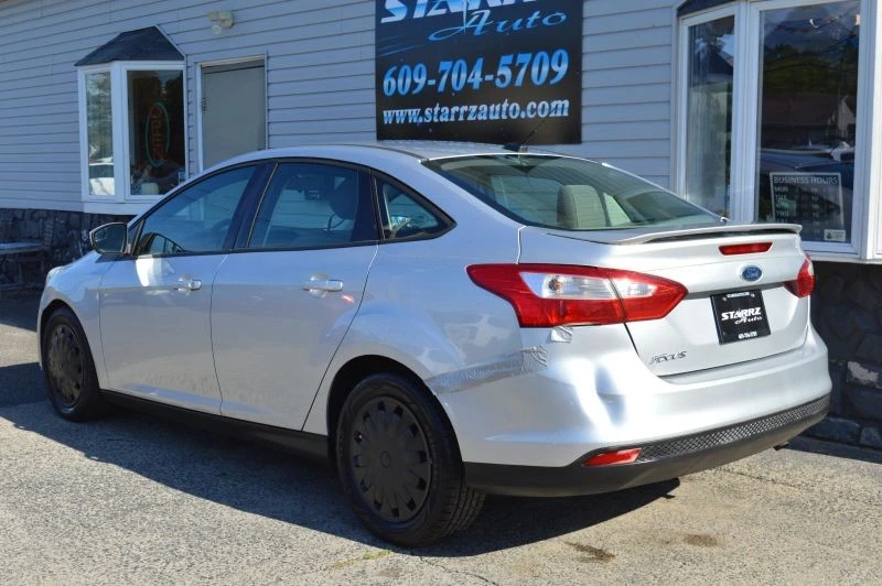 2012 Ford Focus 3rd Gen - Image 3 of 12