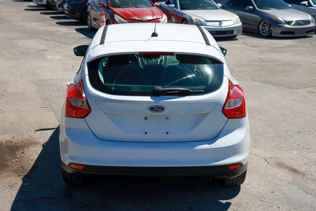 2012 Ford Focus 3rd Gen - Image 9 of 21