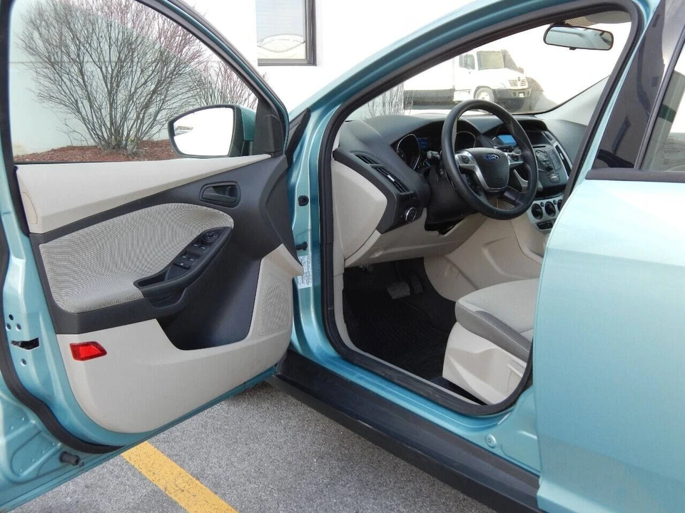 2012 Ford Focus 3rd Gen - Image 19 of 21