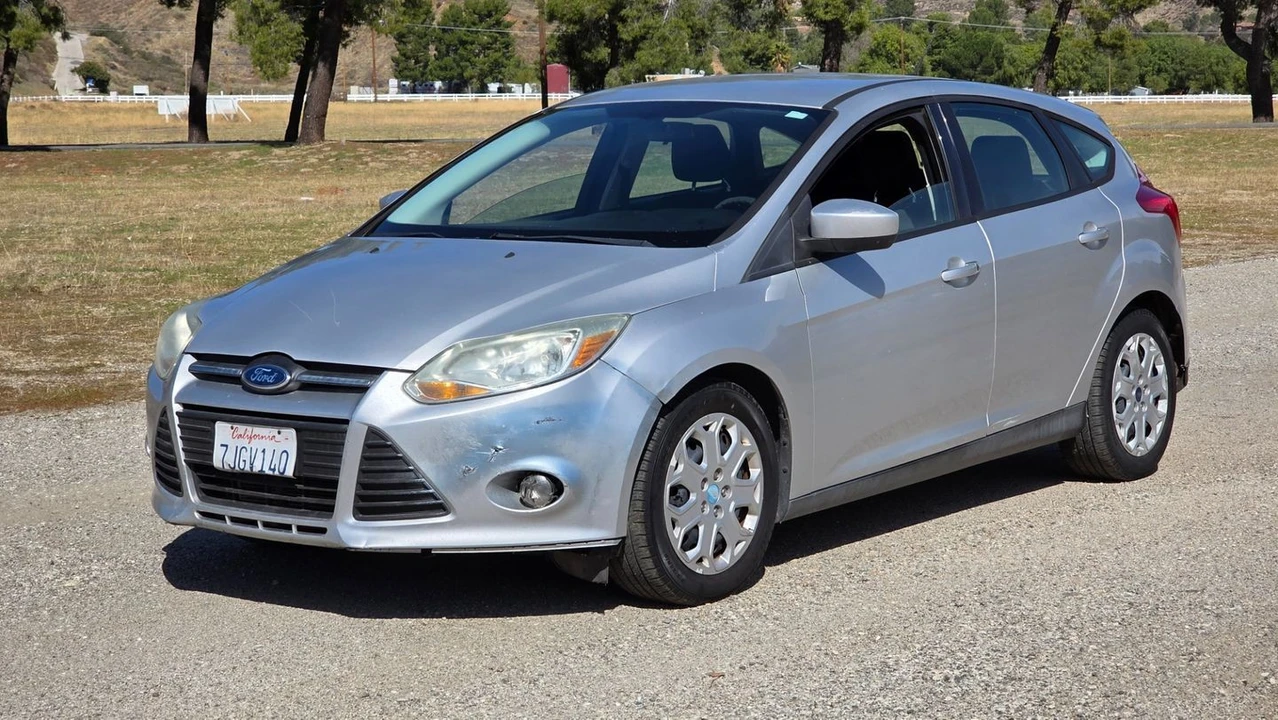 2012 Ford Focus 3rd Gen - Image 2 of 12