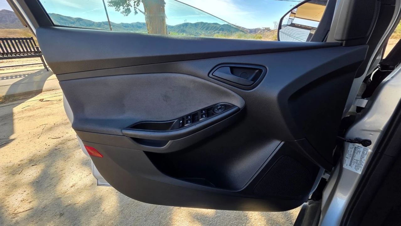 2012 Ford Focus 3rd Gen - Image 21 of 24