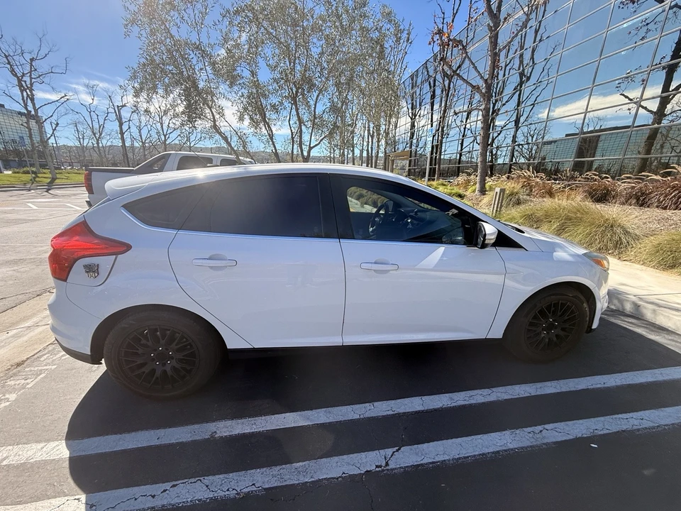 2012 Ford Focus 3rd Gen - Image 2 of 7