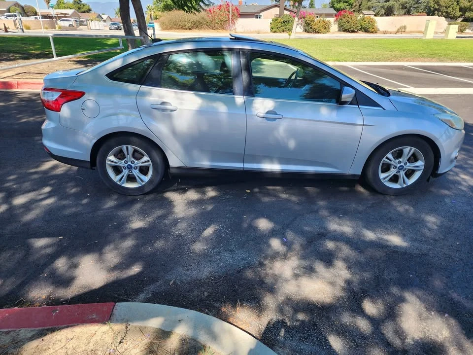 2012 Ford Focus 3rd Gen - Image 5 of 10