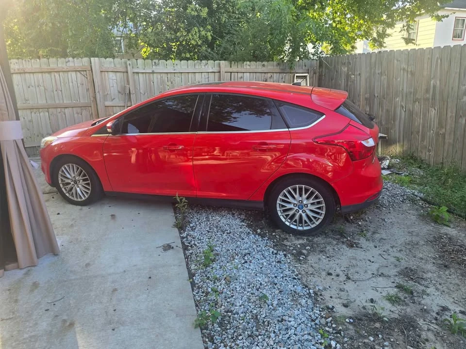 2012 Ford Focus 3rd Gen - Image 2 of 7