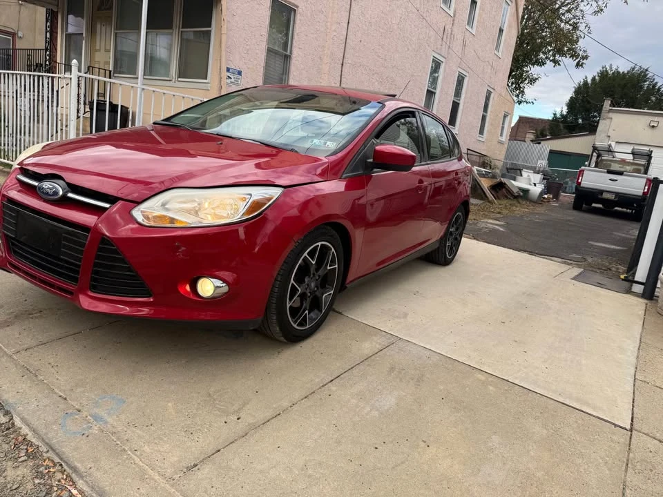 2012 Ford Focus 3rd Gen - Image 2 of 14