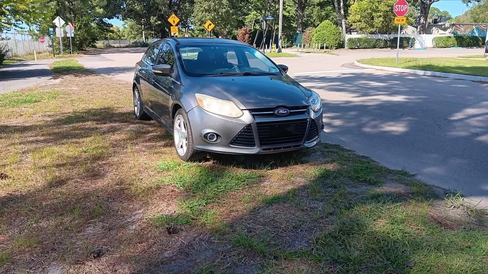 2012 Ford Focus 3rd Gen - Image 2 of 10