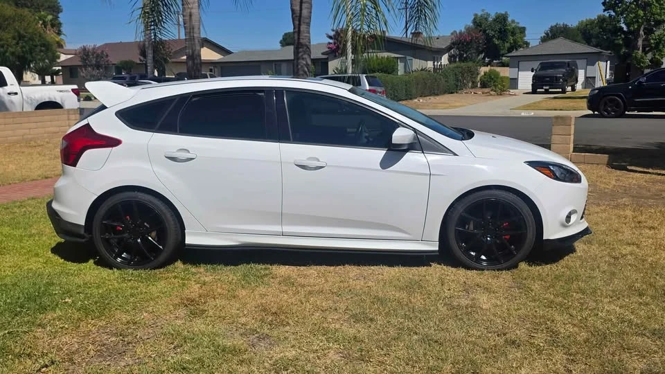 2012 Ford Focus 3rd Gen - Image 2 of 7