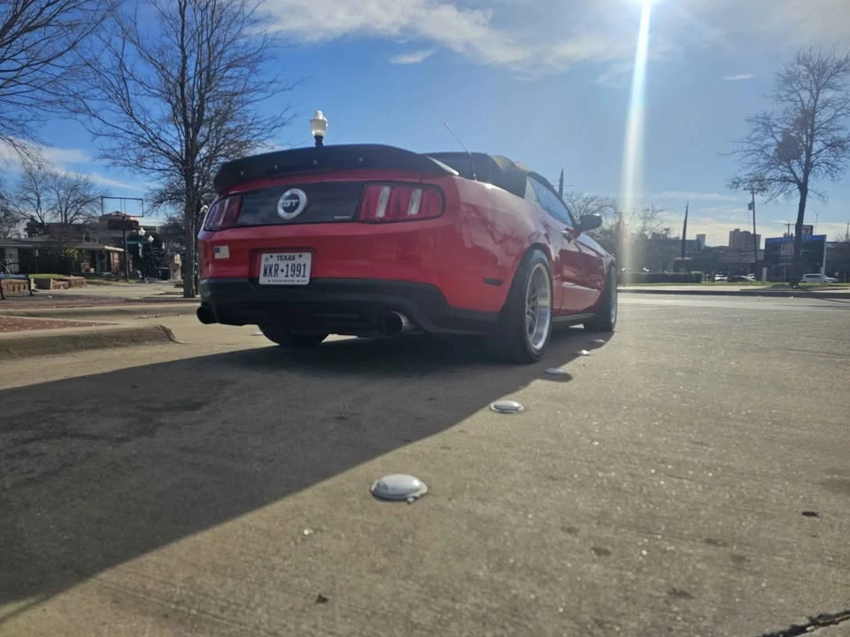 2012 Ford S197 Mustang - Image 2 of 19