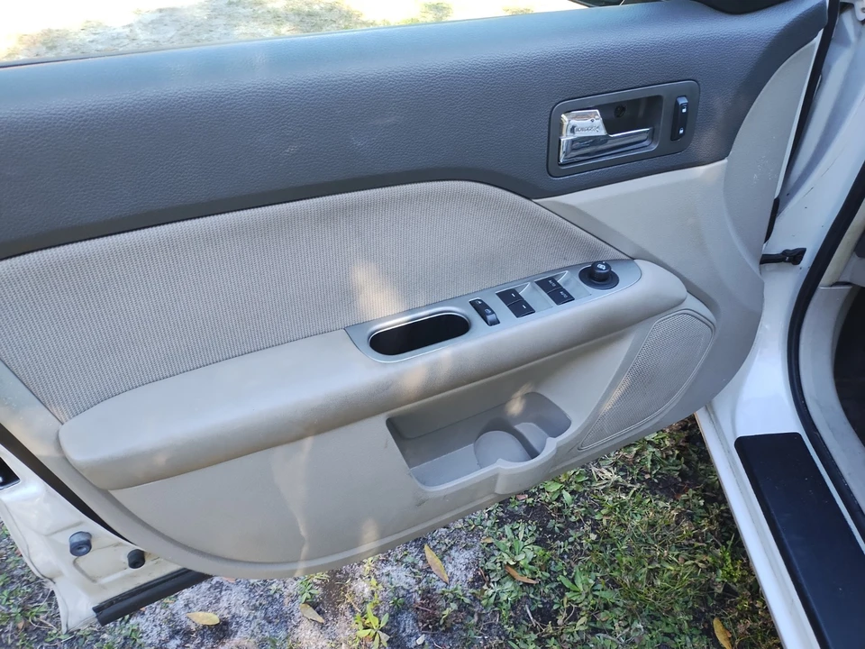 2012 Ford Fusion 1st Gen - Image 11 of 16