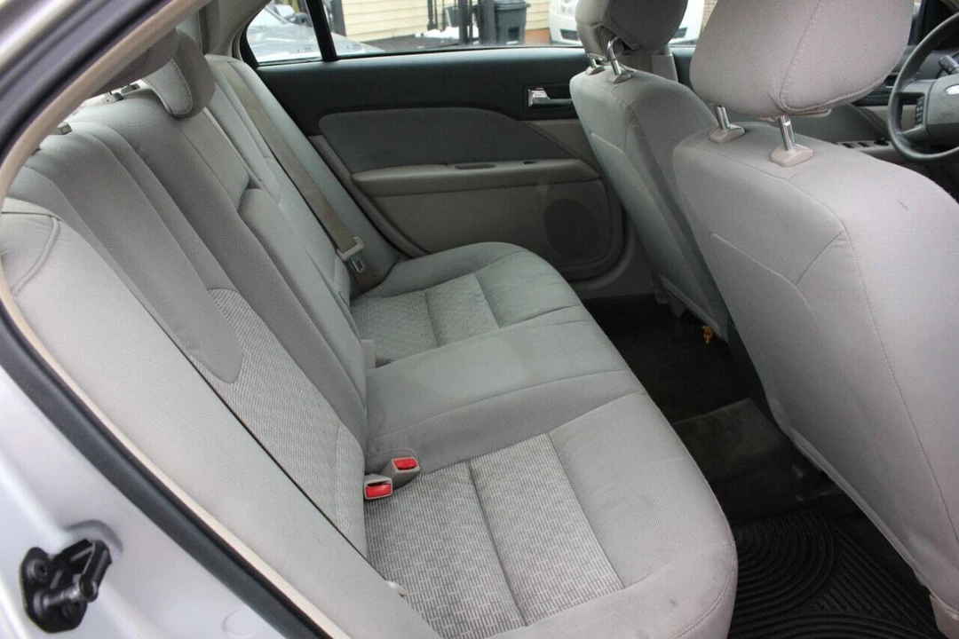 2012 Ford Fusion 1st Gen - Image 9 of 16