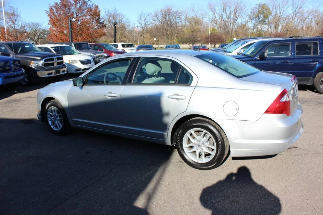 2012 Ford Fusion 1st Gen - Image 5 of 16