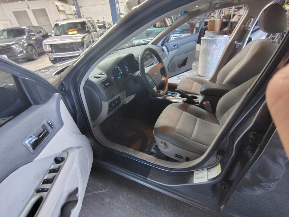 2012 Ford Fusion 1st Gen - Image 9 of 9