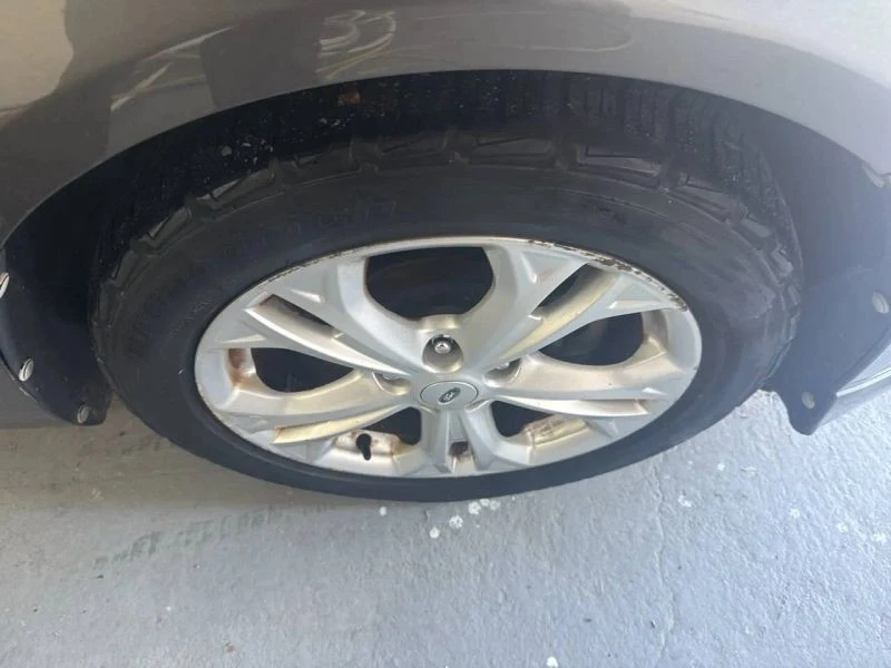 2012 Ford Fusion 1st Gen - Image 10 of 12