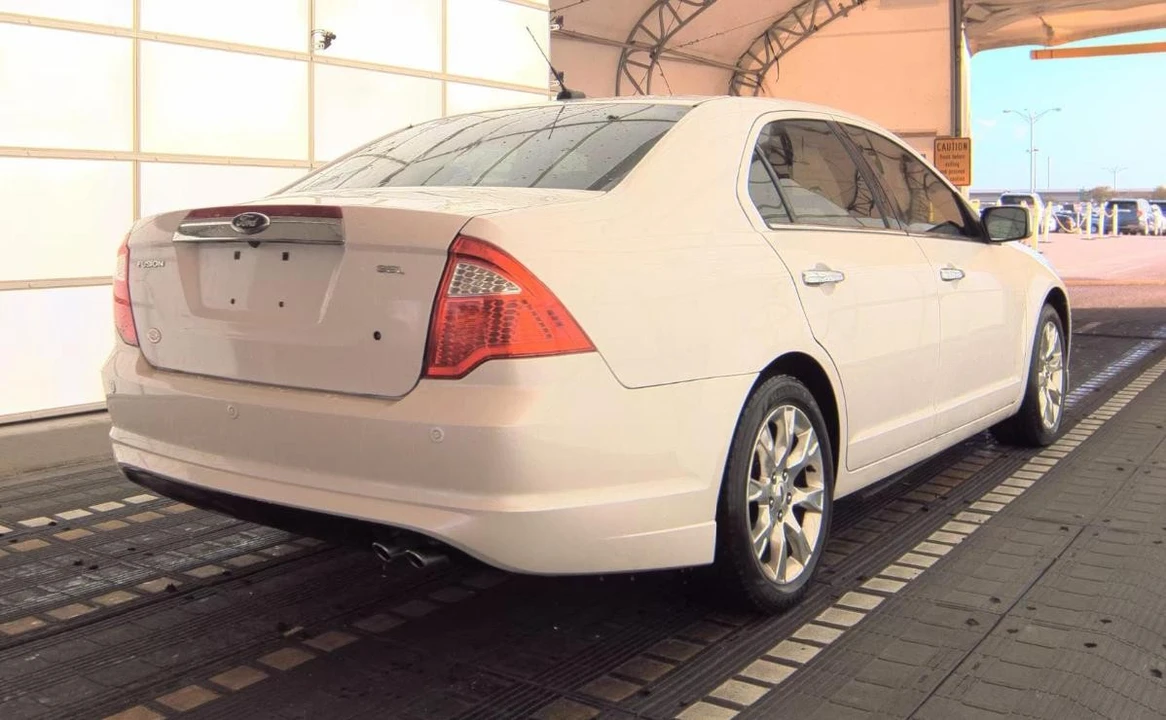2012 Ford Fusion 1st Gen - Image 4 of 10